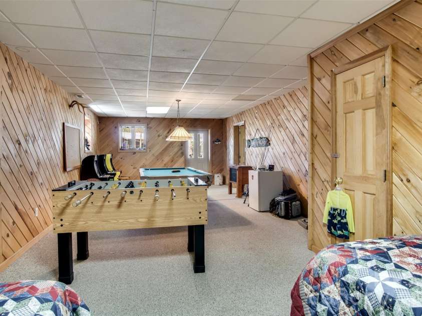 82 Avisco Road, Robbinsville, NC 28771.  MLS# CAR4418224, YatesRealty ID 46755. 