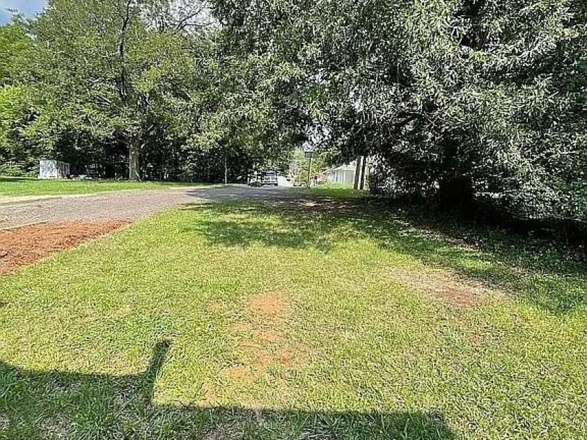 23 Selma Drive, Mooresville, NC 28115.  MLS# CAR4418254, YatesRealty ID 46756. 
