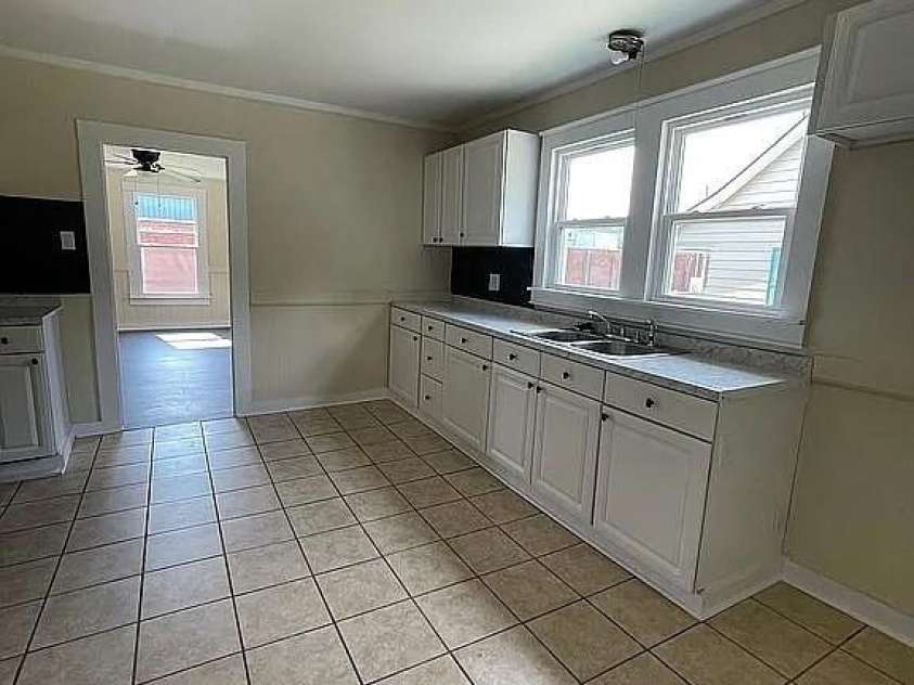23 Selma Drive, Mooresville, NC 28115.  MLS# CAR4418254, YatesRealty ID 46756. 