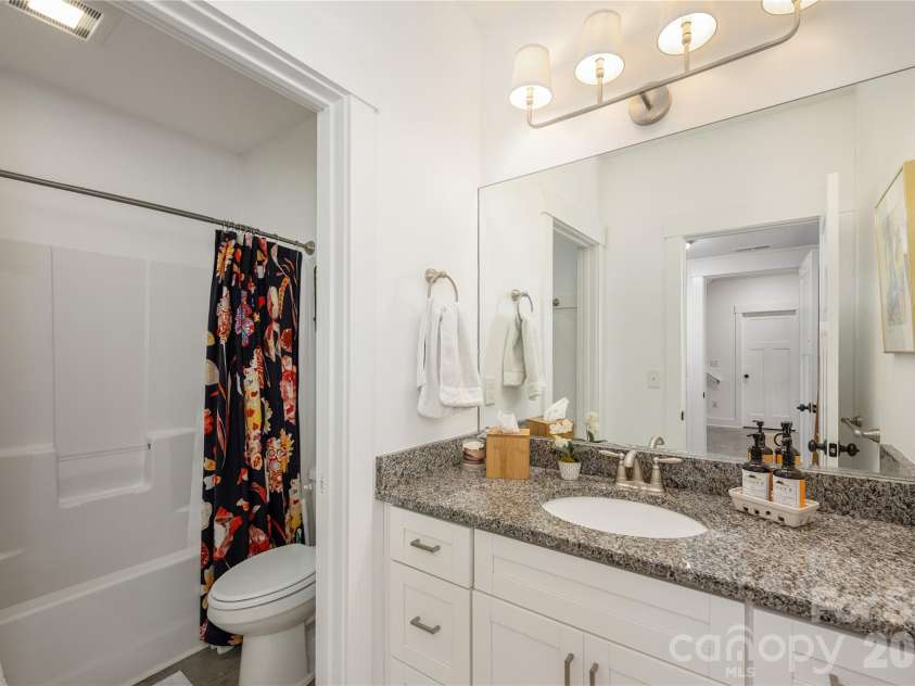 12 Twig Lane, Asheville, NC 28803.  MLS# CAR4415935, YatesRealty ID 46759. 
