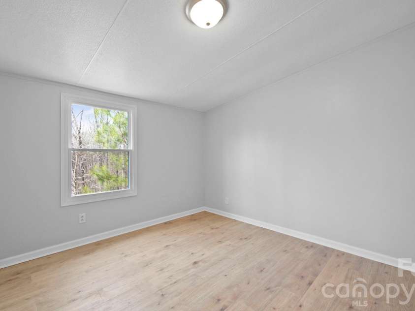 1320 Smith Woods Lane, Hickory Grove, SC 29717.  MLS# CAR4348982, YatesRealty ID 4676. 