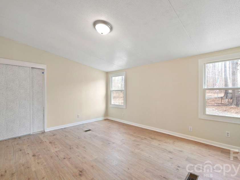 1320 Smith Woods Lane, Hickory Grove, SC 29717.  MLS# CAR4386887, YatesRealty ID 4676. 