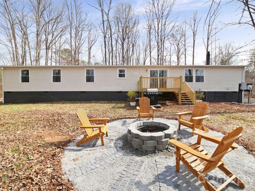 1320 Smith Woods Lane, Hickory Grove, SC 29717.  MLS# CAR4386887, YatesRealty ID 4676. 