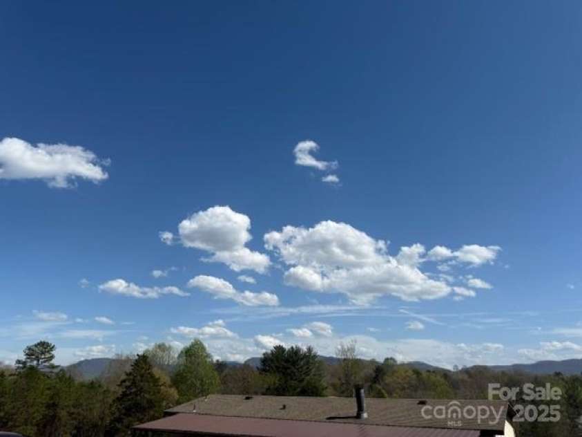 5061 Windy Woods Road, Morganton, NC 28655.  MLS# CAR4243729, YatesRealty ID 4676. 