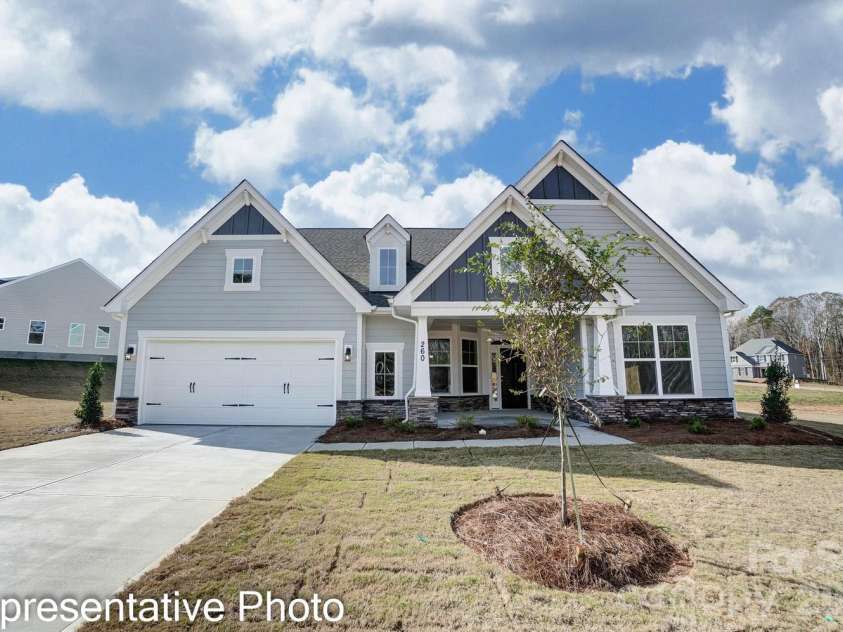 4493 Blue Mound Court, Stanley, NC 28164.  MLS# CAR4398039, YatesRealty ID 46761. 