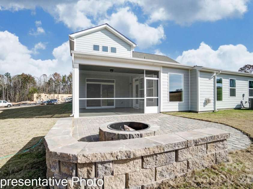 4493 Blue Mound Court, Stanley, NC 28164.  MLS# CAR4398039, YatesRealty ID 46761. 