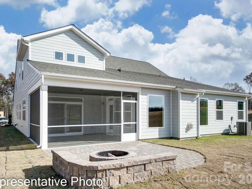 4493 Blue Mound Court, Stanley, NC 28164.  MLS# CAR4398039, YatesRealty ID 46761. 