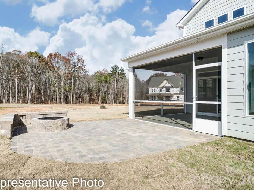 4493 Blue Mound Court, Stanley, NC 28164.  MLS# CAR4398039, YatesRealty ID 46761. 