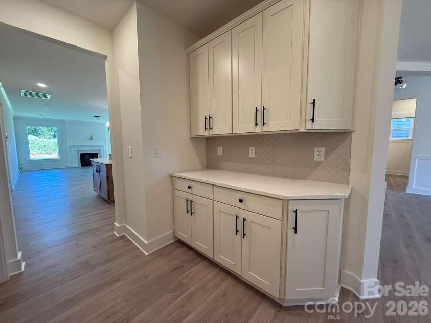 4493 Blue Mound Court, Stanley, NC 28164.  MLS# CAR4398039, YatesRealty ID 46761. Kitchen