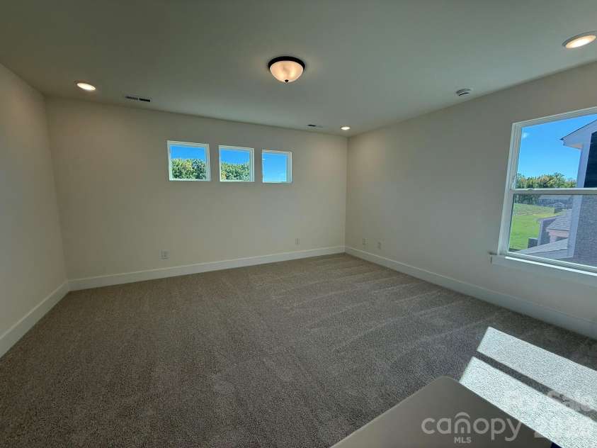 4493 Blue Mound Court, Stanley, NC 28164.  MLS# CAR4398039, YatesRealty ID 46761. Loft