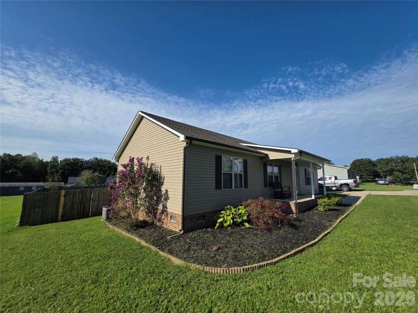 2780 Buffalo Shoals Road, Lincolnton, NC 28092.  MLS# CAR4417153, YatesRealty ID 46763. 