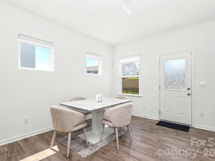 11122 Glasden Road, Charlotte, NC 28278.  MLS# CAR4412875, YatesRealty ID 46766. 