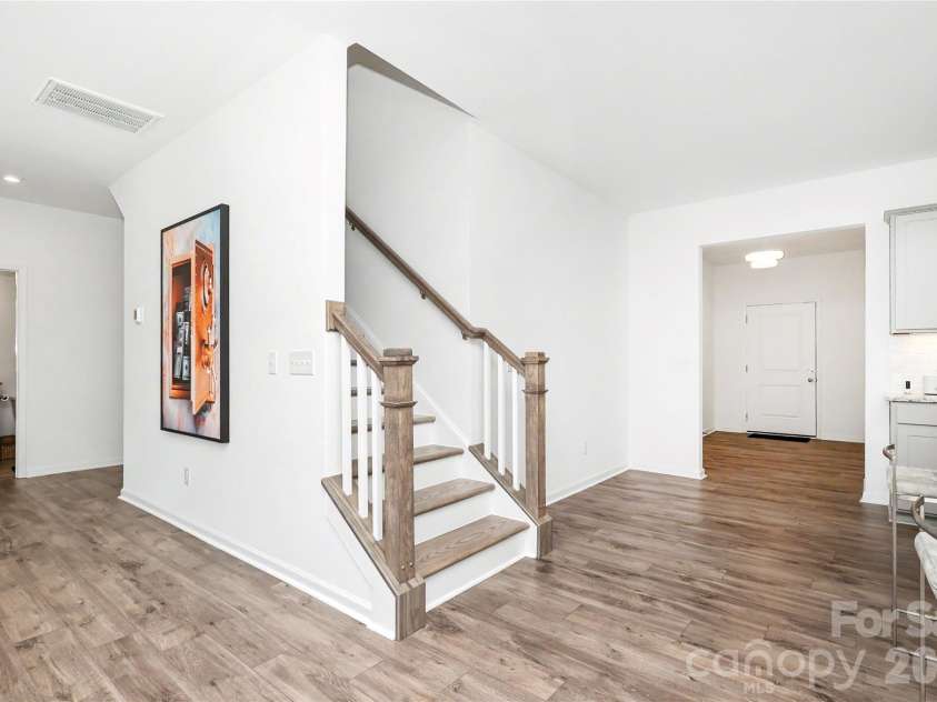 11122 Glasden Road, Charlotte, NC 28278.  MLS# CAR4412875, YatesRealty ID 46766. 
