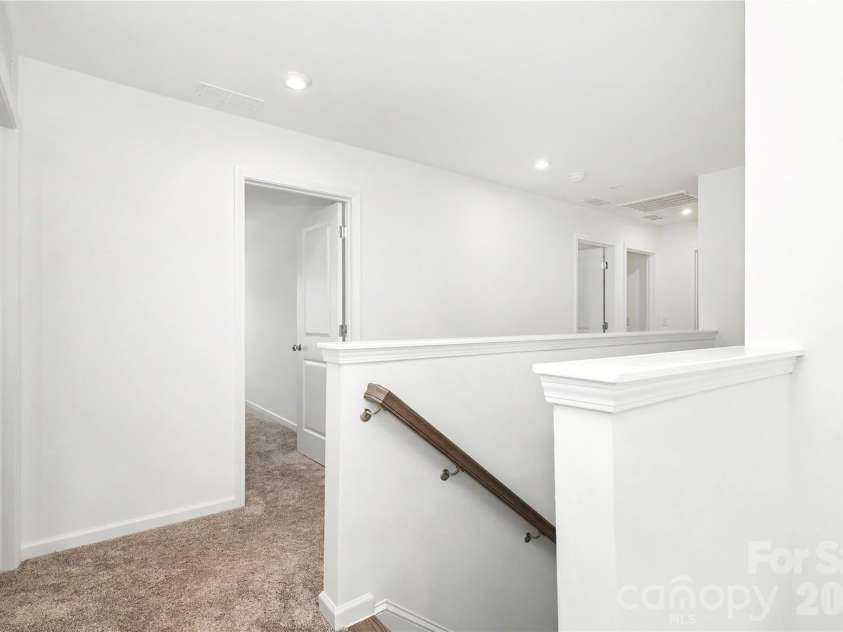 11122 Glasden Road, Charlotte, NC 28278.  MLS# CAR4412875, YatesRealty ID 46766. 