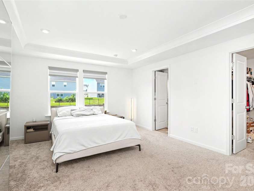 11122 Glasden Road, Charlotte, NC 28278.  MLS# CAR4412875, YatesRealty ID 46766. 
