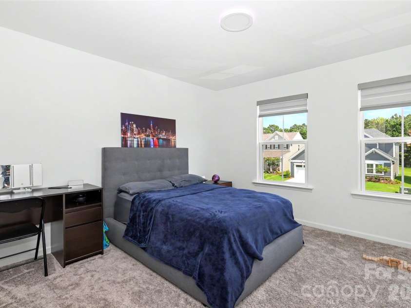 11122 Glasden Road, Charlotte, NC 28278.  MLS# CAR4412875, YatesRealty ID 46766. 