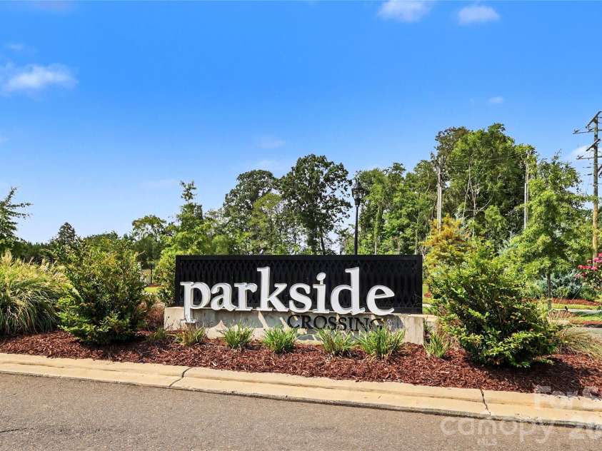 11122 Glasden Road, Charlotte, NC 28278.  MLS# CAR4412875, YatesRealty ID 46766. 