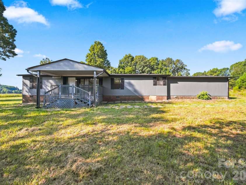 2947 NC 16 Highway, Newton, NC 28658.  MLS# CAR4416155, YatesRealty ID 46767. 