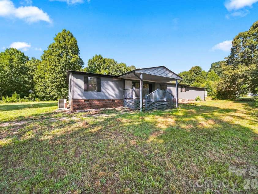 2947 NC 16 Highway, Newton, NC 28658.  MLS# CAR4416155, YatesRealty ID 46767. 