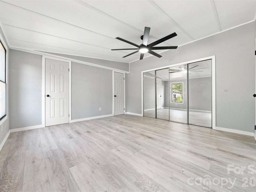 2947 NC 16 Highway, Newton, NC 28658.  MLS# CAR4416155, YatesRealty ID 46767. 