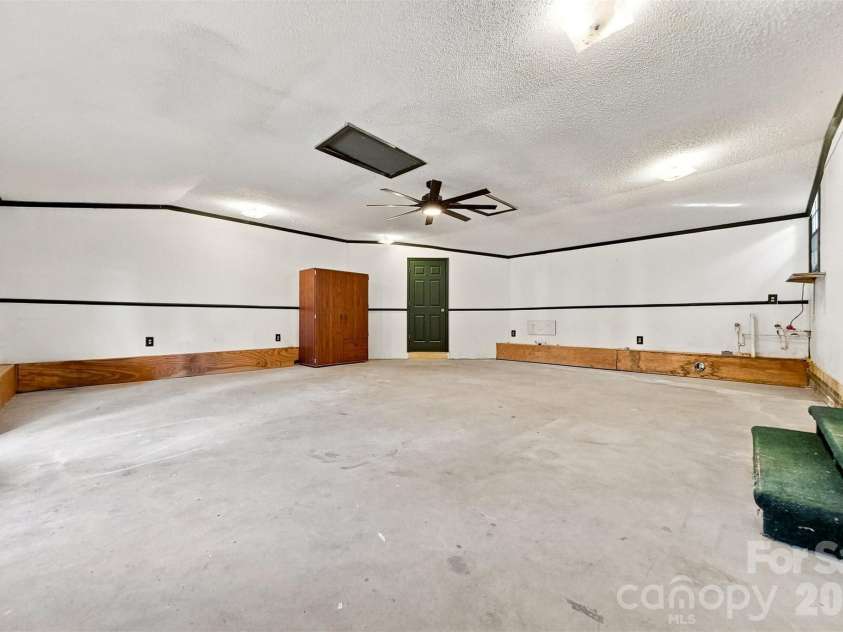 2947 NC 16 Highway, Newton, NC 28658.  MLS# CAR4416155, YatesRealty ID 46767. 