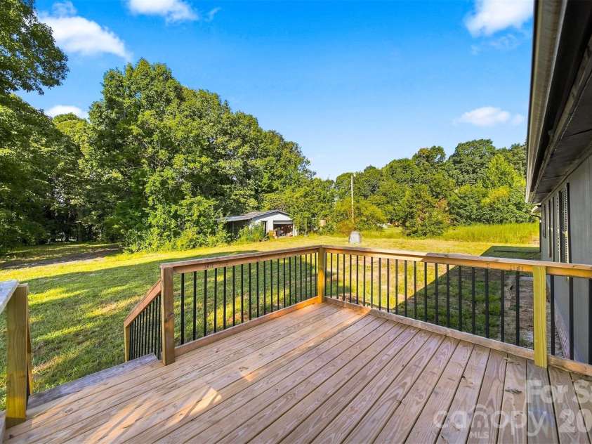 2947 NC 16 Highway, Newton, NC 28658.  MLS# CAR4416155, YatesRealty ID 46767. 