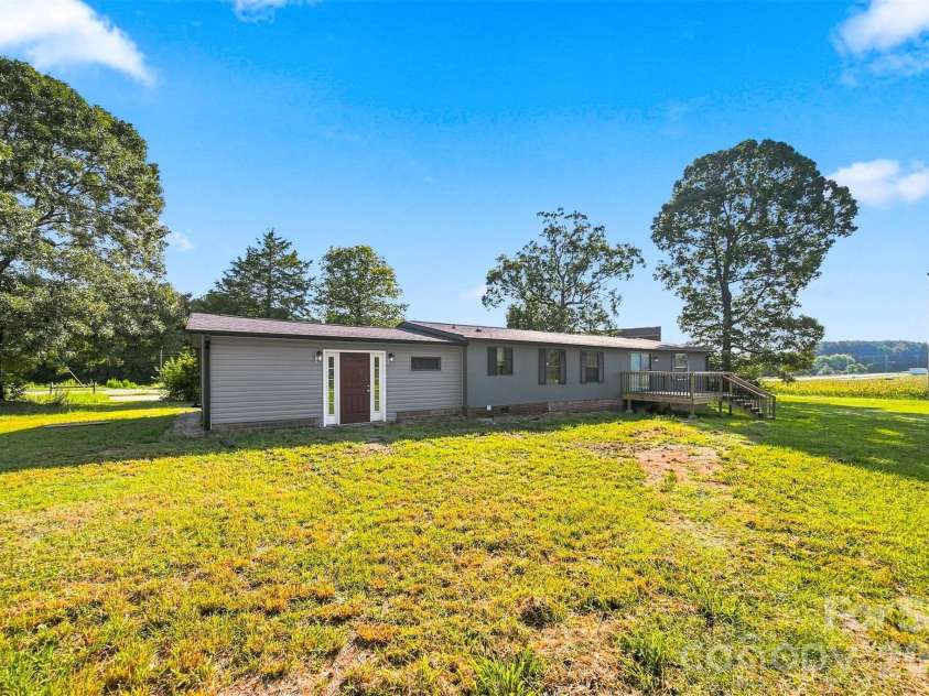 2947 NC 16 Highway, Newton, NC 28658.  MLS# CAR4416155, YatesRealty ID 46767. 