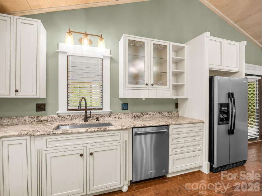 200 Woodland Circle, Rutherfordton, NC 28139.  MLS# CAR4418275, YatesRealty ID 46769. 