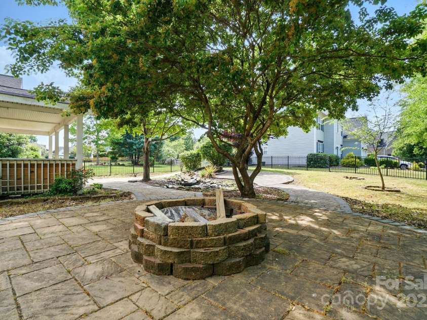 3007 Gambrill Falls Drive, Indian Trail, NC 28079.  MLS# CAR4192055, YatesRealty ID 4677. 