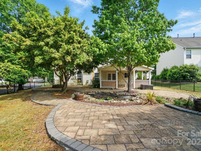 3007 Gambrill Falls Drive, Indian Trail, NC 28079.  MLS# CAR4192055, YatesRealty ID 4677. 