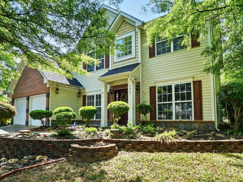 3007 Gambrill Falls Drive, Indian Trail, NC 28079.  MLS# CAR4192055, YatesRealty ID 4677. 