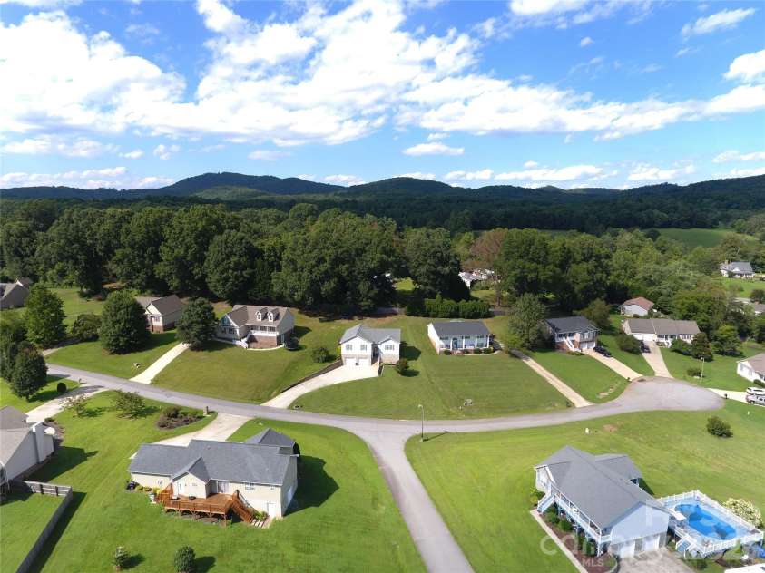 2135 Olde Farm Road, Hudson, NC 28638.  MLS# CAR4417856, YatesRealty ID 46770. 