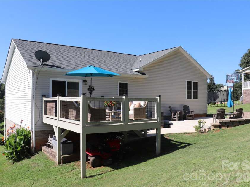 2135 Olde Farm Road, Hudson, NC 28638.  MLS# CAR4417856, YatesRealty ID 46770. 