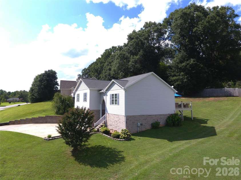 2135 Olde Farm Road, Hudson, NC 28638.  MLS# CAR4417856, YatesRealty ID 46770. 