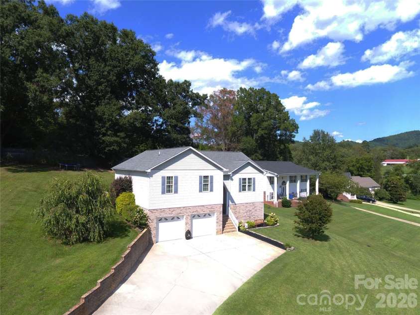 2135 Olde Farm Road, Hudson, NC 28638.  MLS# CAR4417856, YatesRealty ID 46770. 