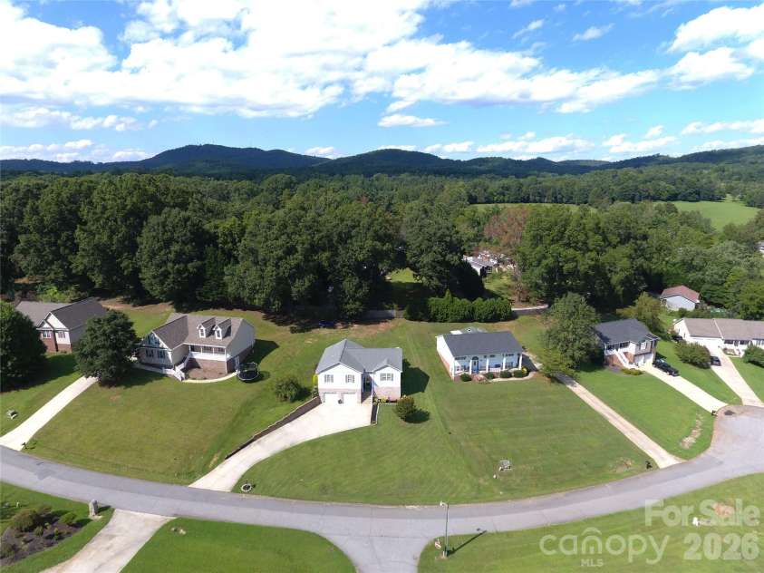 2135 Olde Farm Road, Hudson, NC 28638.  MLS# CAR4417856, YatesRealty ID 46770. 