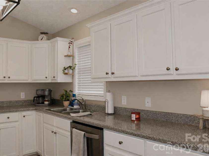 2135 Olde Farm Road, Hudson, NC 28638.  MLS# CAR4417856, YatesRealty ID 46770. 