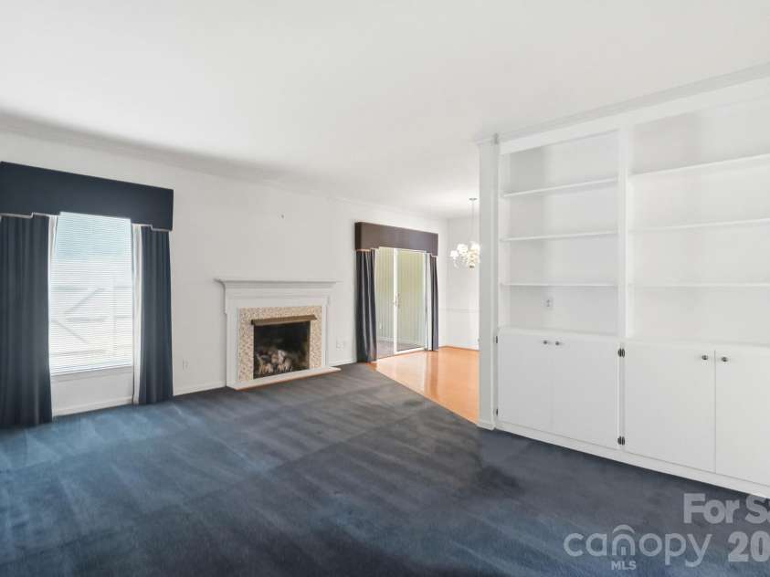 5901 Quail Hollow Road, Charlotte, NC 28210.  MLS# CAR4411743, YatesRealty ID 46771. 