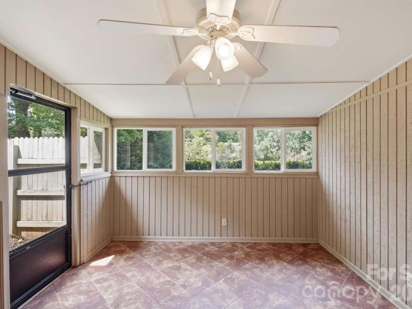 5901 Quail Hollow Road, Charlotte, NC 28210.  MLS# CAR4411743, YatesRealty ID 46771. 