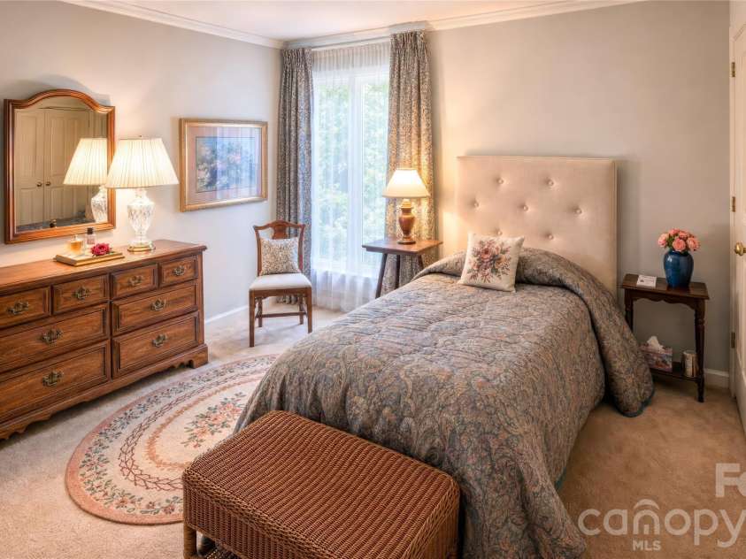 417 Stonecroft Drive, Lenoir, NC 28645.  MLS# CAR4409106, YatesRealty ID 46772. 2nd Bedroom on Main Level