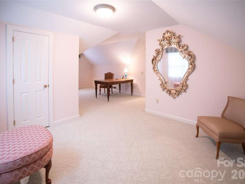 417 Stonecroft Drive, Lenoir, NC 28645.  MLS# CAR4409106, YatesRealty ID 46772. 3rd Bedroom
