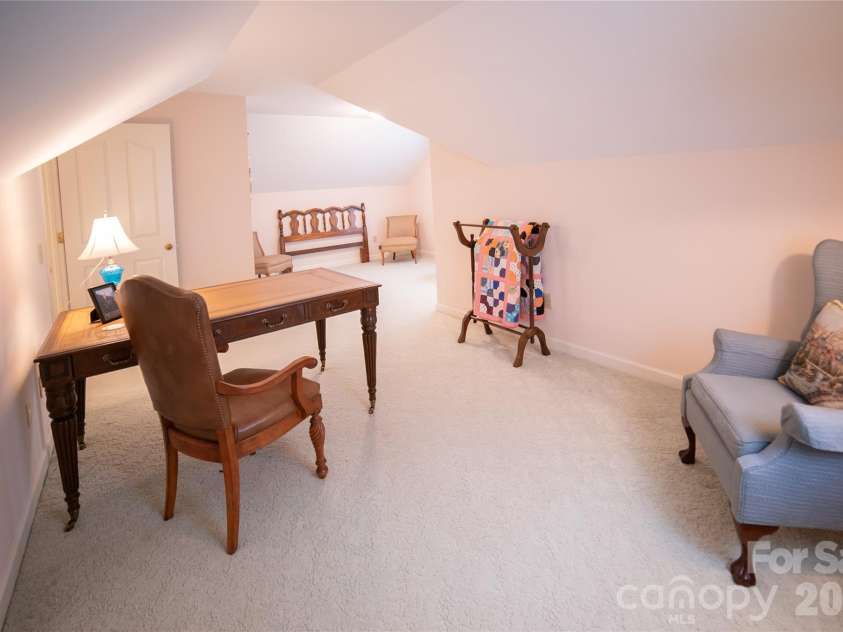 417 Stonecroft Drive, Lenoir, NC 28645.  MLS# CAR4409106, YatesRealty ID 46772. 3rd Bedroom