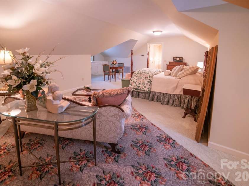 417 Stonecroft Drive, Lenoir, NC 28645.  MLS# CAR4409106, YatesRealty ID 46772. 4th Bedroom