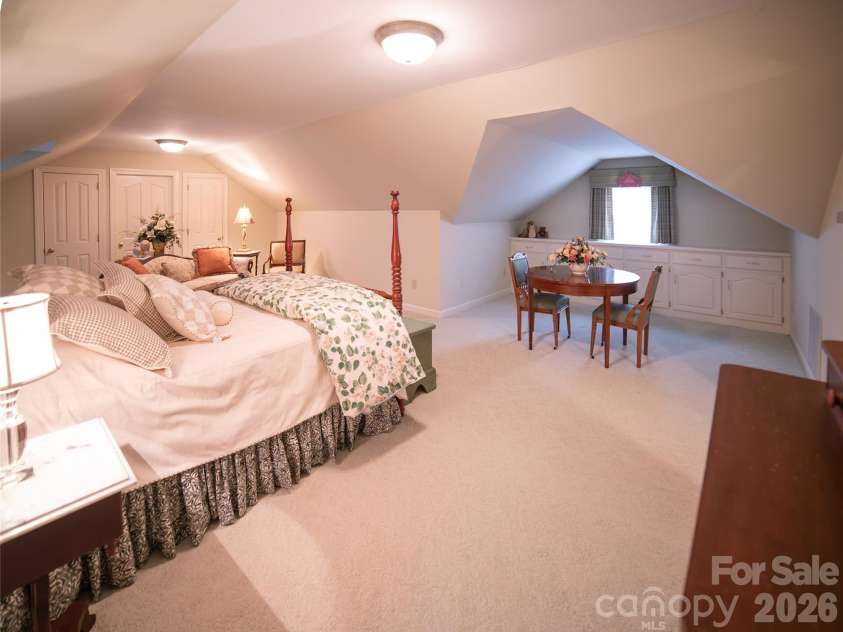 417 Stonecroft Drive, Lenoir, NC 28645.  MLS# CAR4409106, YatesRealty ID 46772. 4th Bedroom