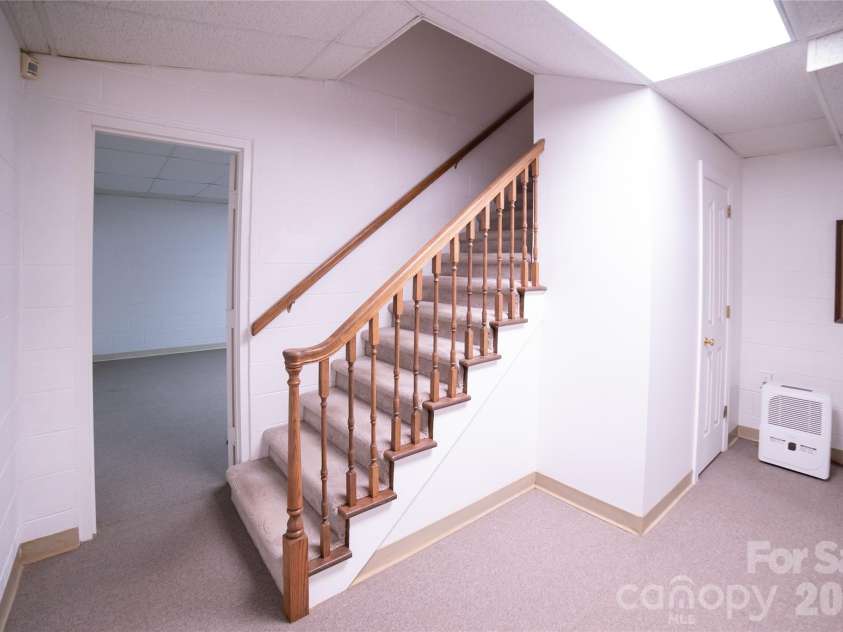 417 Stonecroft Drive, Lenoir, NC 28645.  MLS# CAR4409106, YatesRealty ID 46772. Basement