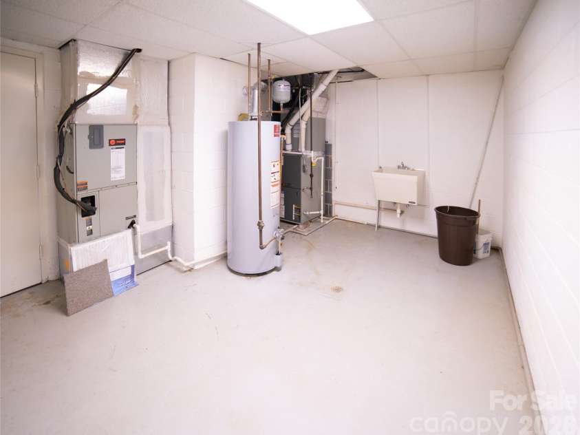 417 Stonecroft Drive, Lenoir, NC 28645.  MLS# CAR4409106, YatesRealty ID 46772. Mechanical Room