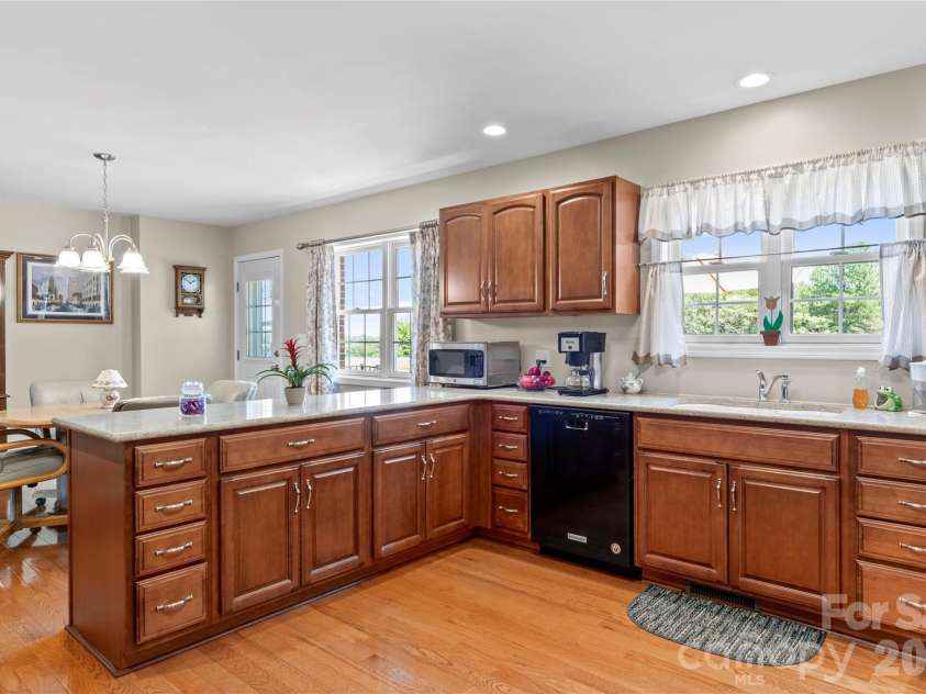 527 Howardtown Circle, Mocksville, NC 27028.  MLS# CAR4418281, YatesRealty ID 46774. 
