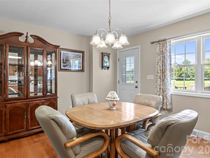 527 Howardtown Circle, Mocksville, NC 27028.  MLS# CAR4418281, YatesRealty ID 46774. 