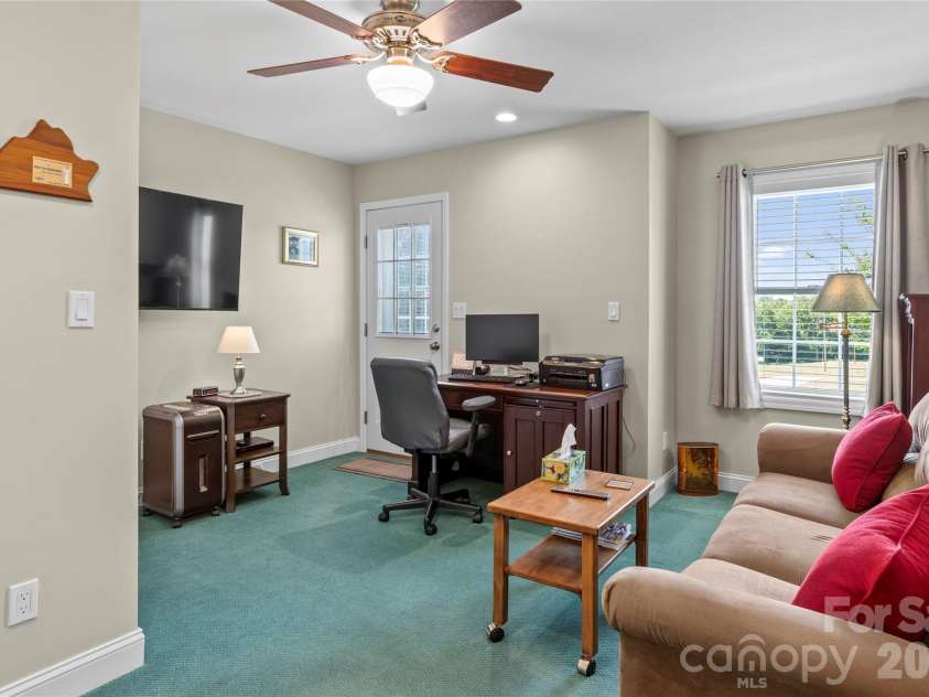 527 Howardtown Circle, Mocksville, NC 27028.  MLS# CAR4418281, YatesRealty ID 46774. 
