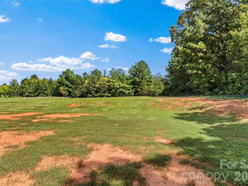 527 Howardtown Circle, Mocksville, NC 27028.  MLS# CAR4418281, YatesRealty ID 46774. 